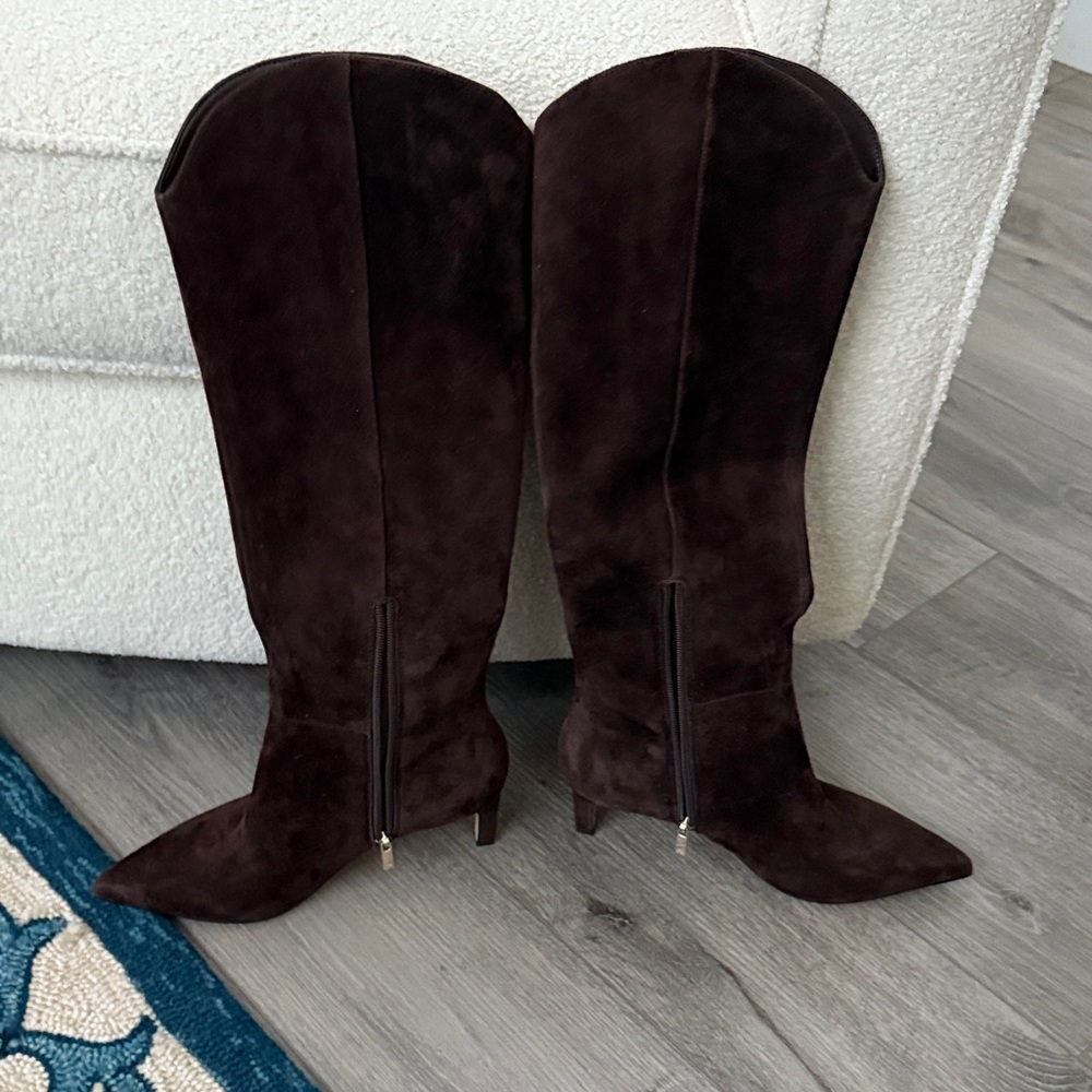 Marc Fisher chocolate brown suede boots.